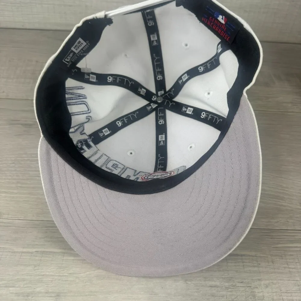 New Era 9Fifty Chicago Cubs Cap Mens One Size White ComplexCon Snapback Hat